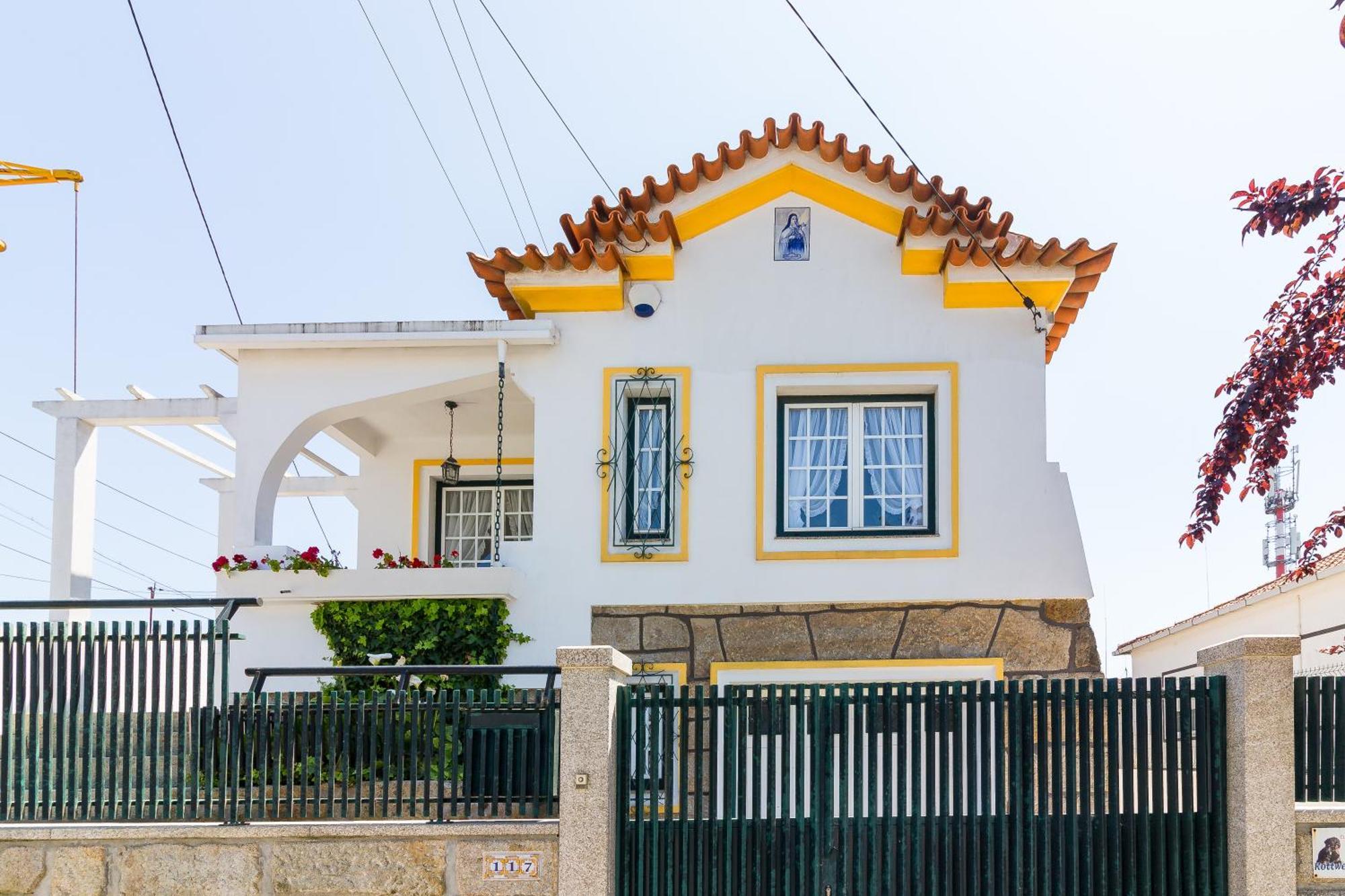 Araujo 111 - Traditional House Леса-ду-Балиу Экстерьер фото